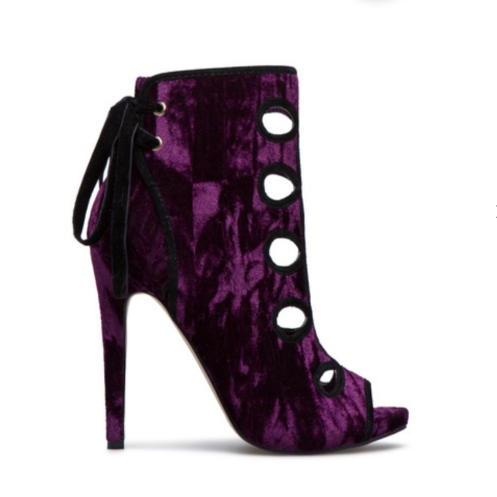 Stiletto Heeled Peeptoe Bootie - Picture 10 of 15